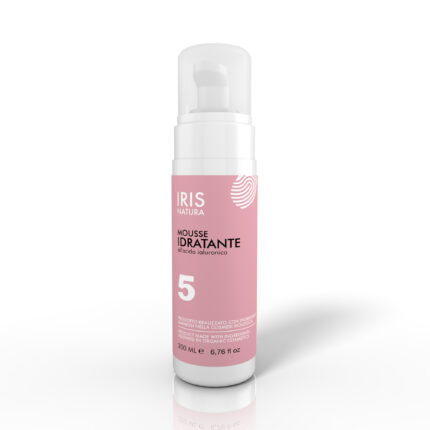 mousse viso all'acido ialuronico